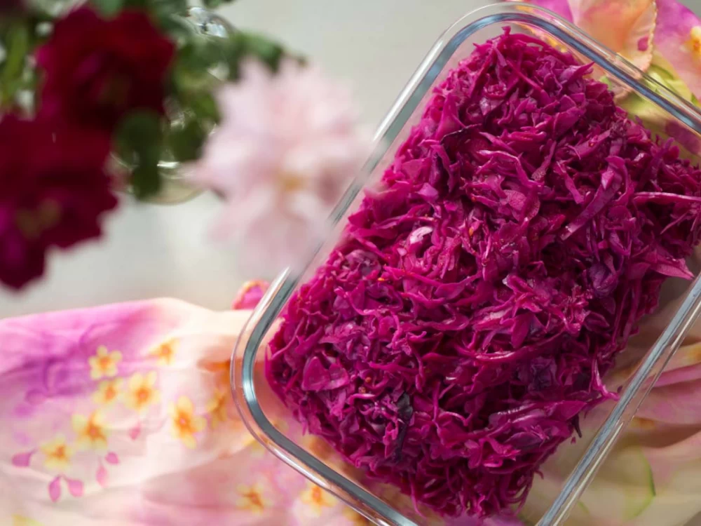 دستور تهیه ترشی کلم بنفش فوری (مرحله به مرحله)