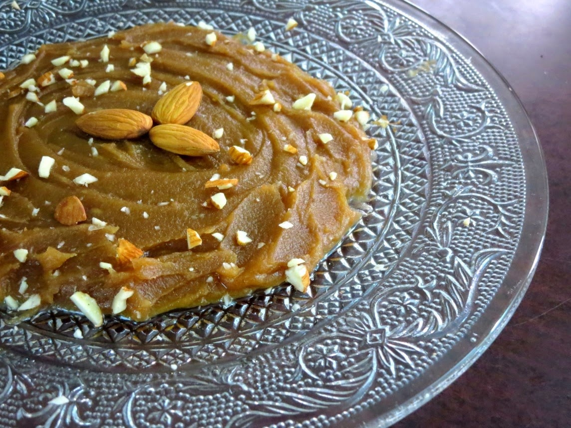 دستور تهیه حلوا بدون آرد ساده و بی دردسر با طعم عالی (مرحله به مرحله)