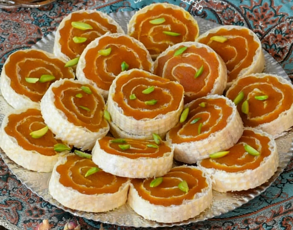 دستور تهیه حلوای حصیری خوش رنگ و خوش طعم (مرحله به مرحله)