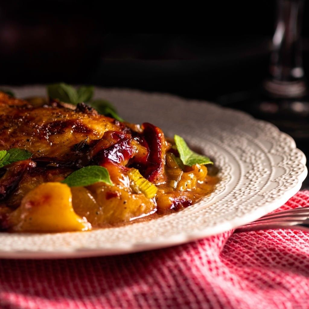 دستور تهیه خورش انجیر تابستانی خوشمزه و مجلسی با گوشت مرغ (مرحله به مرحله)