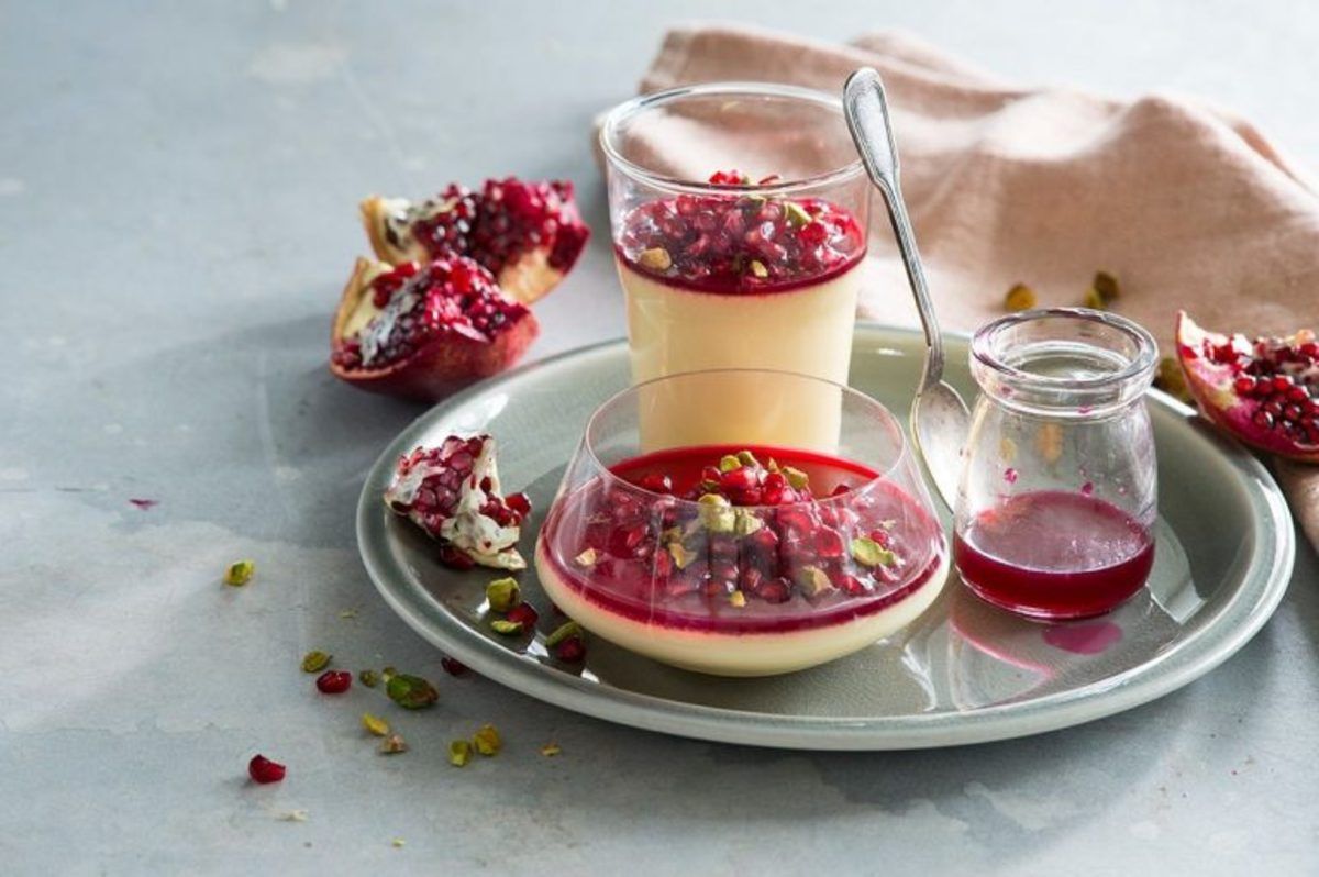 دستور تهیه دسر پارفه انار شیک و ساده برای مهمانی هایتان (مرحله به مرحله)