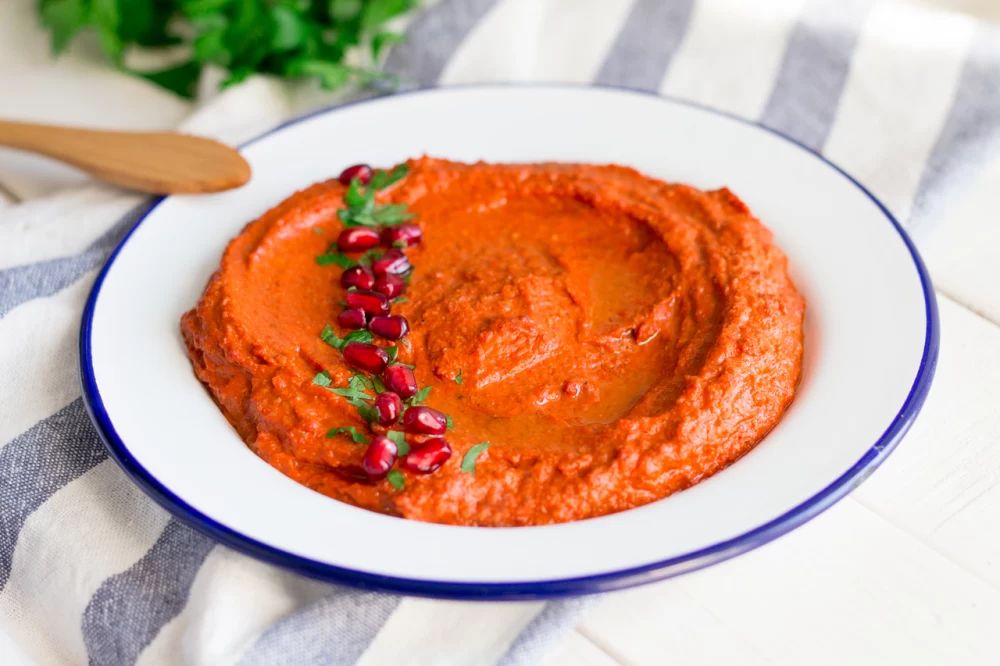 دستور تهیه دیپ فلفل دلمه ای (مرحله به مرحله) دستور تهیه دیپ فلفل دلمه ای (مرحله به مرحله)