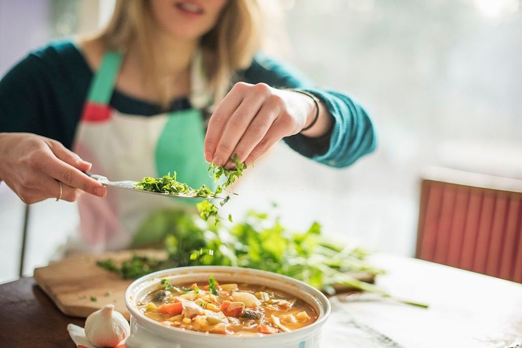 دستور تهیه سوپ لازانیا خوشمزه و مجلسی به روش رستورانی در خانه (مرحله به مرحله)