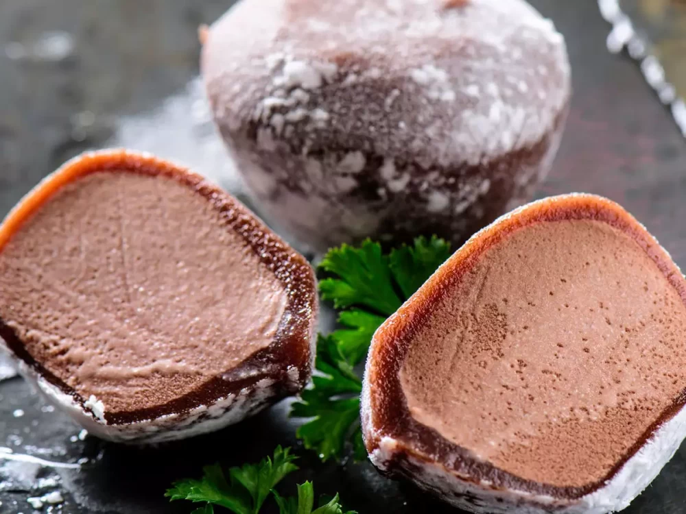 دستور تهیه شیرینی موچی شکلاتی خوشمزه و ساده ژاپنی (مرحله به مرحله) دستور تهیه شیرینی موچی شکلاتی خوشمزه و ساده ژاپنی (مرحله به مرحله)
