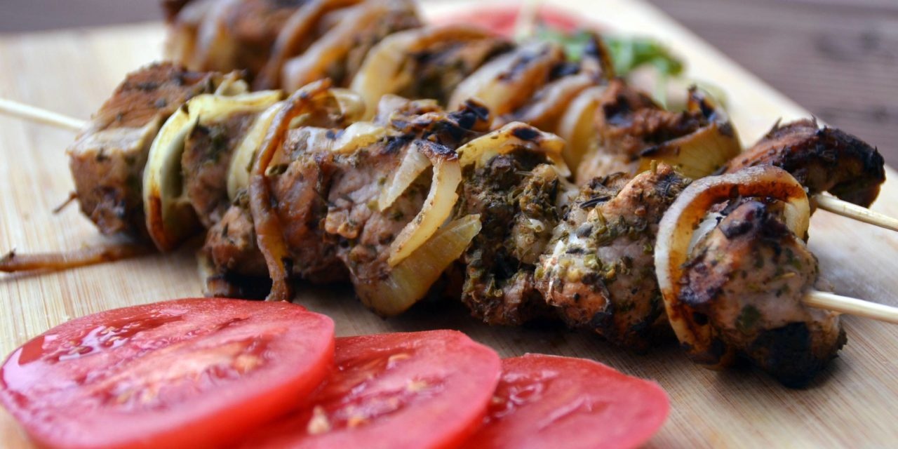 دستور تهیه شیش طاووق به روش لبنانی و با طعم بسیار عالی (مرحله به مرحله) دستور تهیه شیش طاووق به روش لبنانی و با طعم بسیار عالی (مرحله به مرحله)