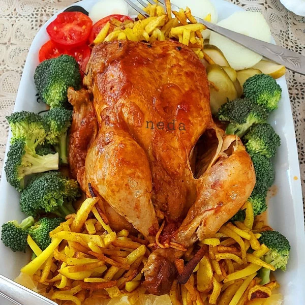 دستور تهیه مرغ شکم پرچگونه مرغ شکم پر را تزیین کنیم؟ (مرحله به مرحله)