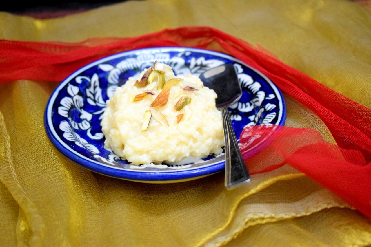 دستور تهیه پالووا با کرم فندقیِ شکلاتی (مرحله به مرحله) دستور تهیه پالووا با کرم فندقیِ شکلاتی (مرحله به مرحله)
