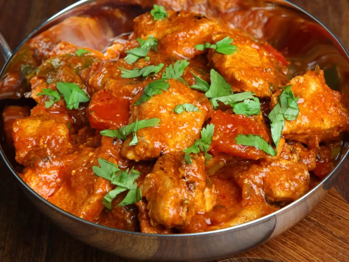 دستور تهیه چیکن هاندی بین المللی (مرحله به مرحله) دستور تهیه چیکن هاندی بین المللی (مرحله به مرحله)