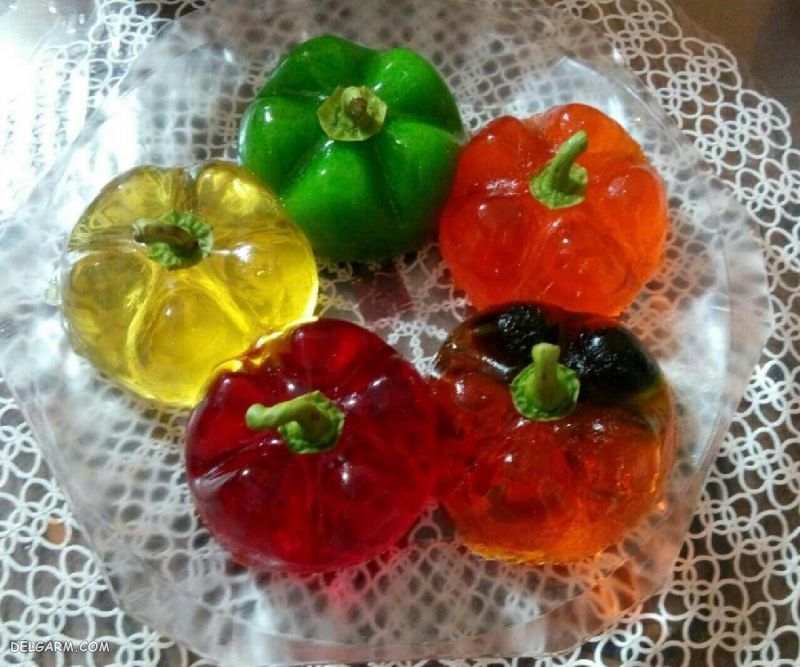 دستور تهیه ژله به شکل فلفل دلمه ای بدون نیاز به قالب (مرحله به مرحله)