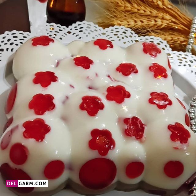 دستور تهیه ژله ویترینی خال خالی بینظیر و خوشمزه (مرحله به مرحله) دستور تهیه ژله ویترینی خال خالی بینظیر و خوشمزه (مرحله به مرحله)