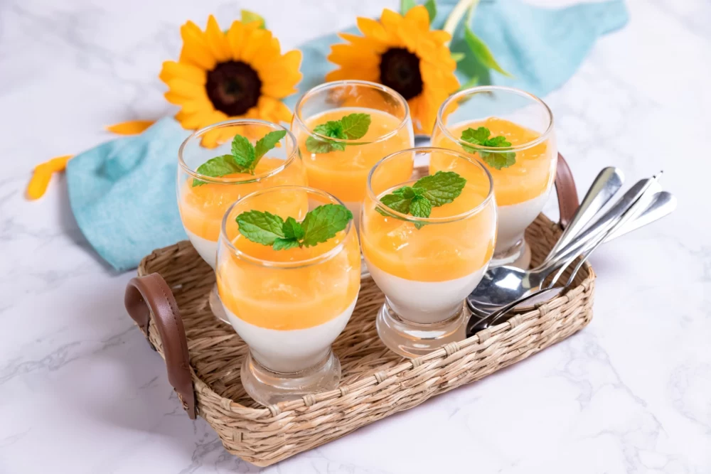 دستور تهیه کیک موس پرتقالی مجلسی با طعم بسیار عالی (مرحله به مرحله)