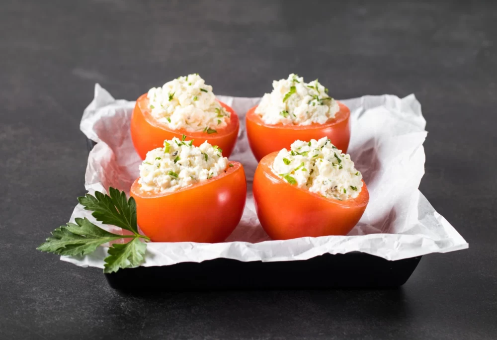 دستور تهیه گوجه گیلاسی شکم پر خوشمزه (مرحله به مرحله)