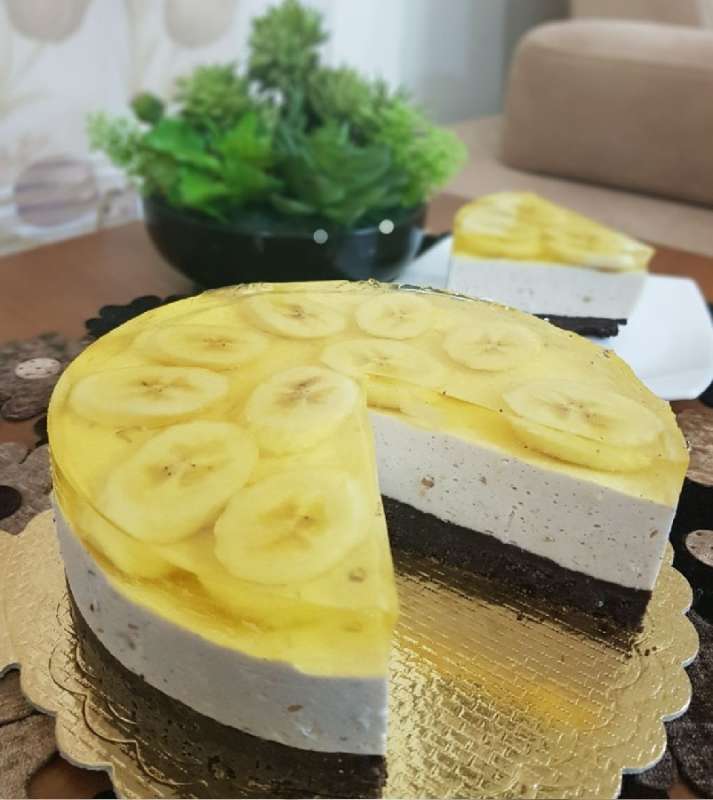 دستور تهیه ی کیک سیب و موز سریع و آسان (مرحله به مرحله) دستور تهیه ی کیک سیب و موز سریع و آسان (مرحله به مرحله)
