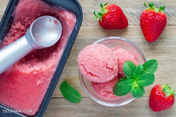 دستور تهیه ۷ بستنی میوه ای خانگی با طعم های فوق العاده (مرحله به مرحله)