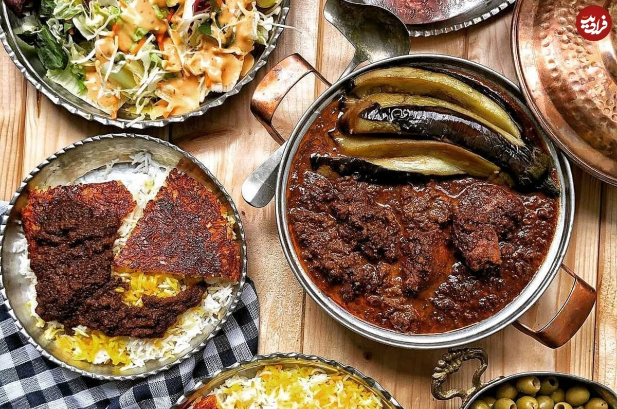 فندق قاتق خوشمزه و مخصوص به روش گیلانی (مرحله به مرحله) فندق قاتق خوشمزه و مخصوص به روش گیلانی (مرحله به مرحله)