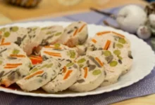 مواد لازم برای تهیه کالباس خانگی خوشمزه و سالم (مرحله به مرحله)