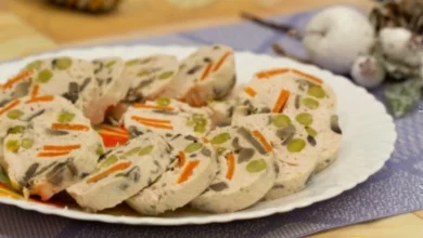 مواد لازم برای تهیه کالباس خانگی خوشمزه و سالم (مرحله به مرحله)