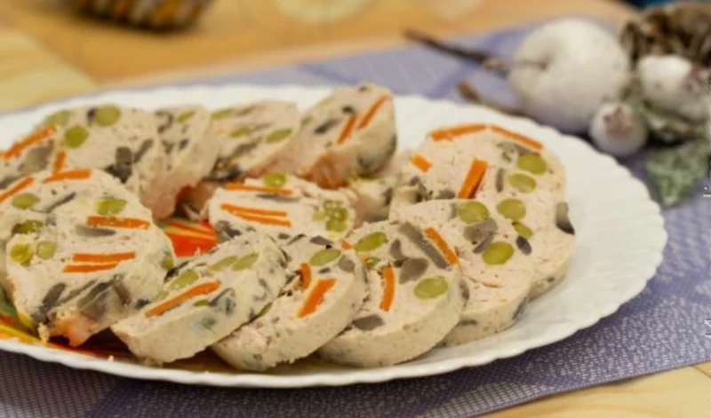مواد لازم برای تهیه کالباس خانگی خوشمزه و سالم (مرحله به مرحله)