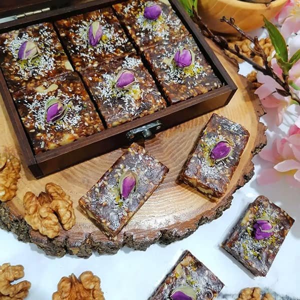 مواد لازم و آموزش اسنک خرما خانگی (مرحله به مرحله) مواد لازم و آموزش اسنک خرما خانگی (مرحله به مرحله)
