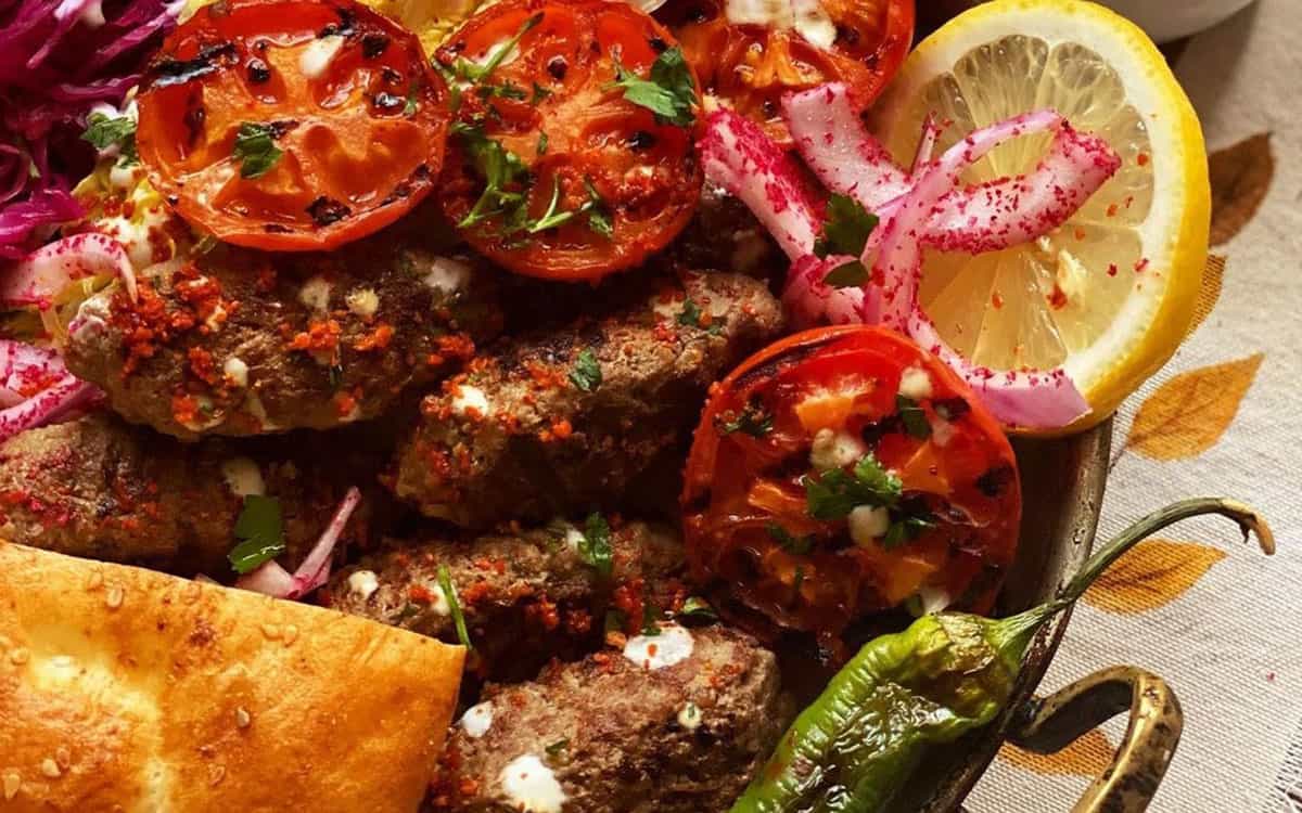 مواد لازم و آموزش اورفا کباب برای 2 یا 4 یا 6 نفر | تناسب ساده مواد لازم و آموزش اورفا کباب برای 2 یا 4 یا 6 نفر | تناسب ساده