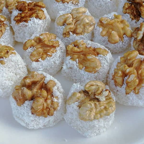 مواد لازم و آموزش باسلوق گردویی خانگی (مرحله به مرحله) مواد لازم و آموزش باسلوق گردویی خانگی (مرحله به مرحله)