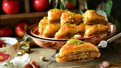 مواد لازم و آموزش باقلوای سیب خانگی (مرحله به مرحله)