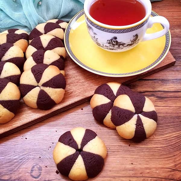 مواد لازم و آموزش بیسکویت های بای خانگی (مرحله به مرحله) مواد لازم و آموزش بیسکویت های بای خانگی (مرحله به مرحله)