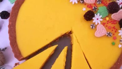 مواد لازم و آموزش تارت کرم زعفرانی خانگی (مرحله به مرحله)