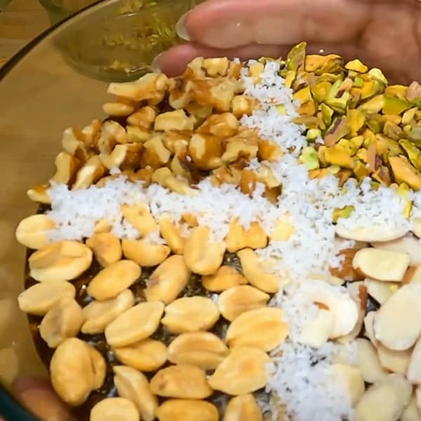 مواد لازم و آموزش حلوای ملکی برای 2 یا 4 یا 6 نفر | تناسب ساده