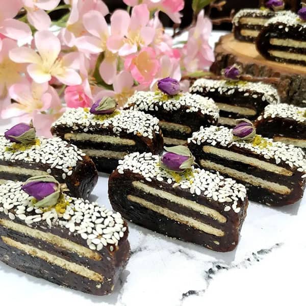 مواد لازم و آموزش خرما بیسکویتی خانگی (مرحله به مرحله) مواد لازم و آموزش خرما بیسکویتی خانگی (مرحله به مرحله)