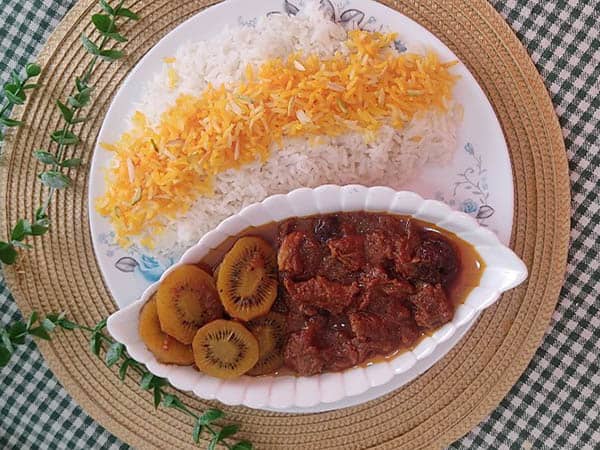 مواد لازم و آموزش خورش کیوی برای 2 یا 4 یا 6 نفر | تناسب ساده