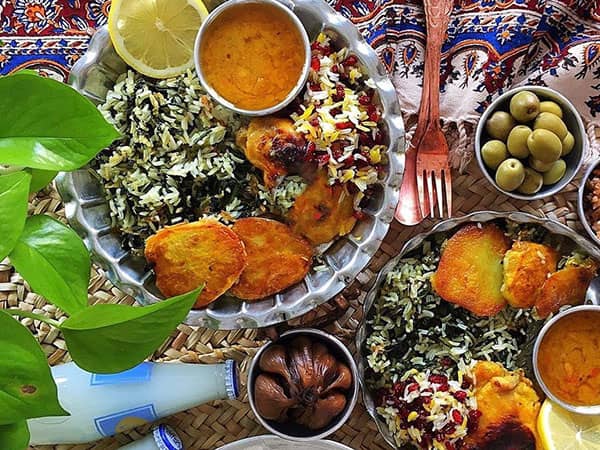 مواد لازم و آموزش دمی اسفناج با مرغ برای 2 یا 4 یا 6 نفر | تناسب ساده