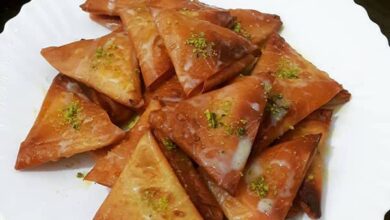 مواد لازم و آموزش سمبوسه پنیری خانگی (مرحله به مرحله)