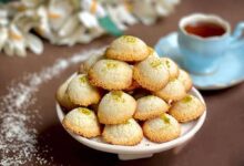 مواد لازم و آموزش شیرینی توپک نارگیلی خانگی (مرحله به مرحله)