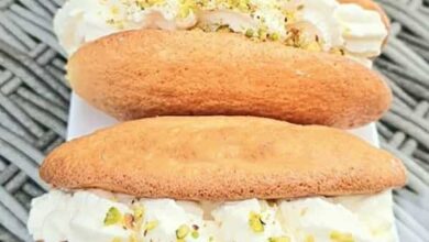 مواد لازم و آموزش شیرینی خامه ای کتابی خانگی (مرحله به مرحله)
