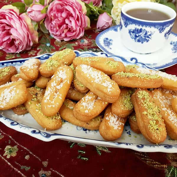 مواد لازم و آموزش شیرینی زبان گنجشکی خانگی (مرحله به مرحله) مواد لازم و آموزش شیرینی زبان گنجشکی خانگی (مرحله به مرحله)