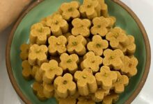 مواد لازم و آموزش شیرینی نخودچی با روغن مایع خانگی (مرحله به مرحله)