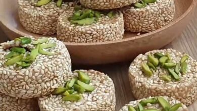 مواد لازم و آموزش شیرینی کنجدی خانگی (مرحله به مرحله)