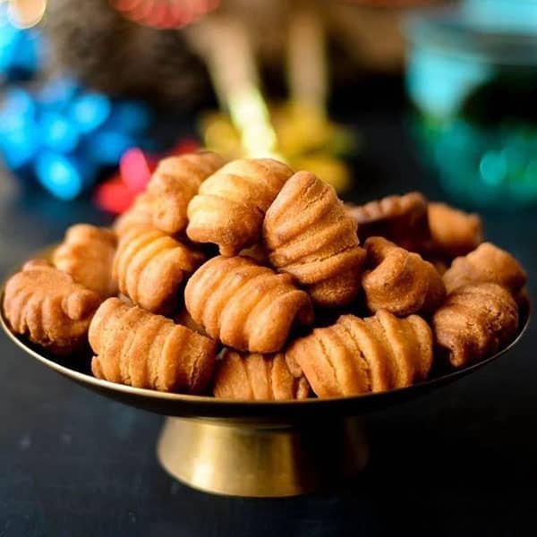 مواد لازم و آموزش شیرینی کول کول خانگی (مرحله به مرحله)