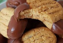 مواد لازم و آموزش شیرینی گردو کنجد خانگی (مرحله به مرحله)