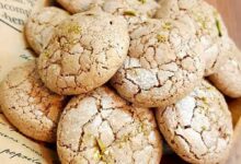 مواد لازم و آموزش شیرینی گردویی خانگی (مرحله به مرحله)