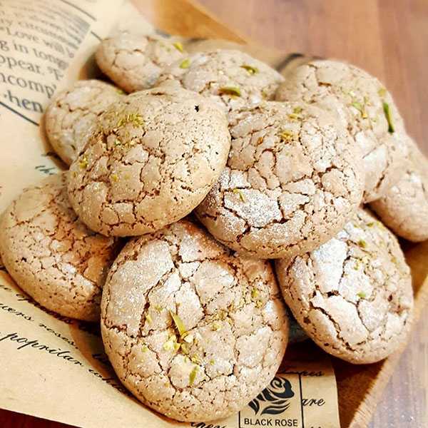 مواد لازم و آموزش شیرینی گردویی خانگی (مرحله به مرحله)