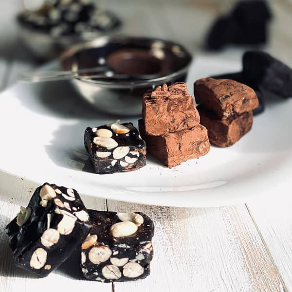 مواد لازم و آموزش فاج شکلاتی خانگی (مرحله به مرحله) مواد لازم و آموزش فاج شکلاتی خانگی (مرحله به مرحله)