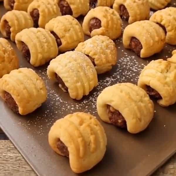 مواد لازم و آموزش قرابیه خرمایی خانگی (مرحله به مرحله)