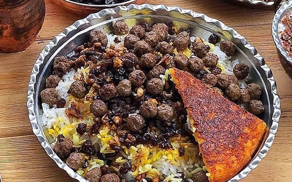 مواد لازم و آموزش قنبر پلو خانگی (مرحله به مرحله) مواد لازم و آموزش قنبر پلو خانگی (مرحله به مرحله)