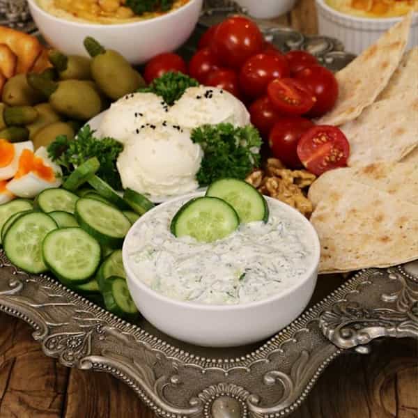 مواد لازم و آموزش ماست و خیار یونانی برای 2 یا 4 یا 6 نفر | تناسب ساده