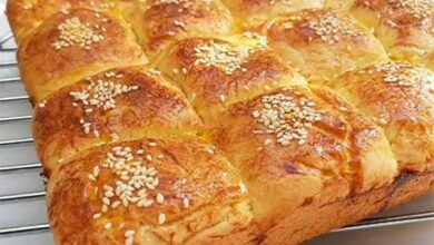 مواد لازم و آموزش نان بوختلن خانگی (مرحله به مرحله)