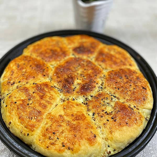 مواد لازم و آموزش نان تپسی پواچا خانگی (مرحله به مرحله)