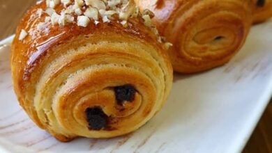 مواد لازم و آموزش نان رول شکلاتی خانگی (مرحله به مرحله)