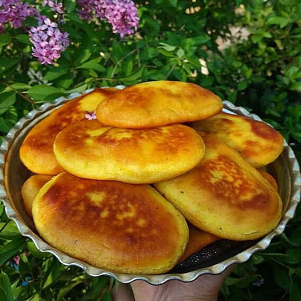 مواد لازم و آموزش نان زیره تابه ای خانگی (مرحله به مرحله) مواد لازم و آموزش نان زیره تابه ای خانگی (مرحله به مرحله)